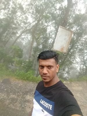 vivekmkannan's profile picture. RIDING 🏍️ & 🎒TRAVELING SPORTS🏏⚽🎮🎨 📷🎬🎭 MAMMOOKKA ❤️SRK💖CHIYAAN❤️SRT10#LM10#VR46#RS45#💯💌✌️👈💪🚦⚓🛳️🚁🎶🎤🎧🎸🕶️☮️☯️🏁🏋️🕺