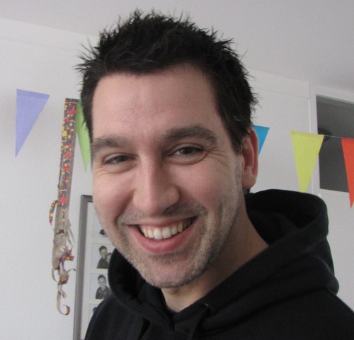 I'm a lead-dev .NET at http://t.co/9sBvisHweg. I like to build mobile apps. My tweets are about work and personal stuff.