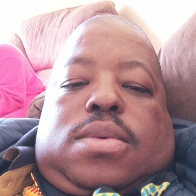 Mapapi5's profile picture. Hard working man