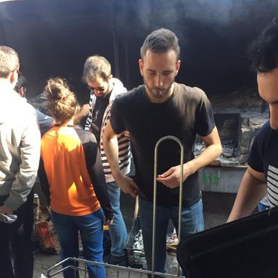 Daniojedame's profile picture. Graduat en Història que sempre fa cap al present.