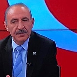 Eğitimci,yazar. Türk Eğitim Sen-Türkiye Kamu Sen eski İstanbul İl Temsilcisi