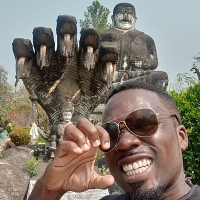 Solo traveller, Not staying home 🤷🏿‍♂️ | Blog on travel & finance. Tweet on LFC, Boxing, and 90DayFiance 😊
God's Child 😇 Devil's Advocate 😈 |