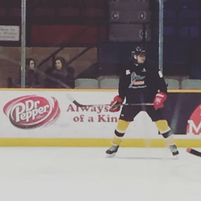 EvBrundage's profile picture. getting pucks deep...