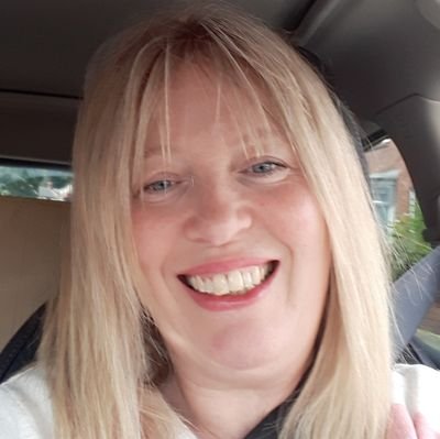 SadieStage's profile picture. 