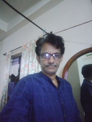 2OEmeTLWYKLOjdK's profile picture. জীবন একটাই তাই ভালোবাসায় রাঙ্গিয়ে কাটানোই উচিত কেন টেনশন করবো জীবন তো বসে থাকবেনা চলে যাবেই!!