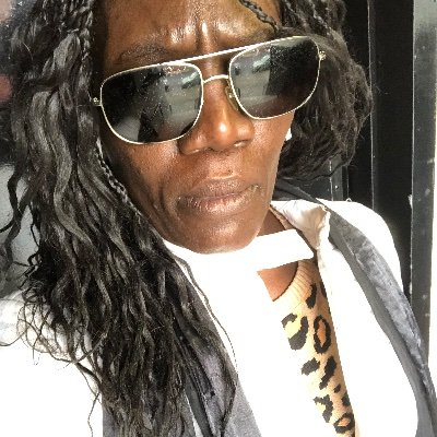 Cocoashell4u1's profile picture. Focused and determined