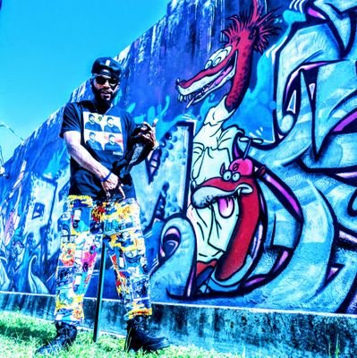 Skilled writer & Artist based out of Austin Texas. Representing Unda Tha Influence and Kuddy Beatz. Professional camera man Photography/videographer. LET'S WORK