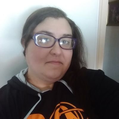 CoffeeOverMusic's profile picture. Crafter🧶Music nut🎧Coffee addict☕️Bookworm 📚Daydreamer✨Former homeschooler, currant crazy person. Christ follower✝️ Concert junkie🤘🏻Classicist🏺🐈