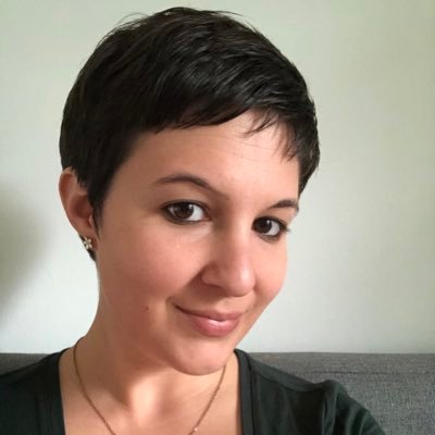 Unexpectedly sassy and foul-mouthed #CNF writer/photographer/word-nerd/foodie with deceptively “cute” exterior.