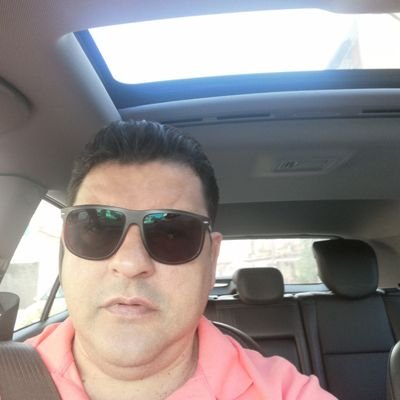 Cristão, Conservador, Flamenguista e apoia o Bolsonaro.