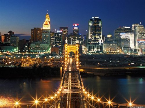 CincyLife's profile picture. I want to be able to share a side of Cincinnati that a lot of people might not see.  I want to share all the great things and the great people of Cincinnati