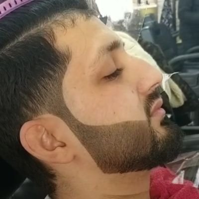 نصافح الجيد واحنا في مواقعنا ونصافح النذل لاجاء عبر كمامه👍