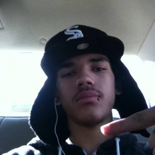 its the bro david/6teen/nd i stay keepin shit litt Lmao/ just follow and i follow back.follow/follow/follow LOL(: