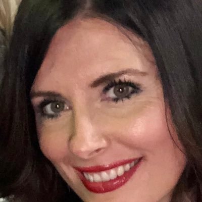 vickirose18's profile picture. 