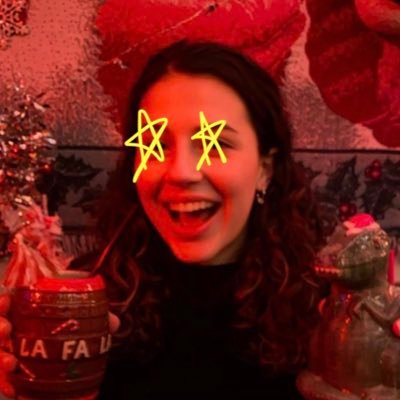 notnotdaniella's profile picture. 🧃🦕