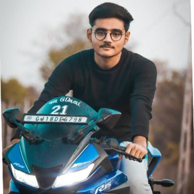 dhruv_283's profile picture. Entrepreneur, Python Developer