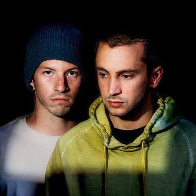 lovetop_21's profile picture. 