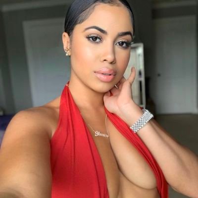 DoreenL53714333's profile picture. I'm looking for a relationship with a man who is caring, loving and honest to live my life with.