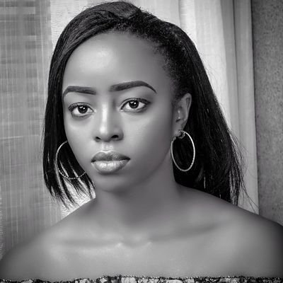 Actress•Brand Influencer•Facial Model• Soulmate Pikin•Blogger•Young CEO.
A Lady With Mind,Atittude and With CLASS👌
IG@mj_bestowed
https://t.co/ACYW9tyEoq