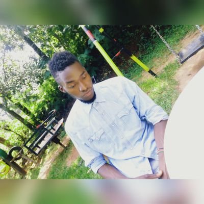 desmond_mamu's profile picture. Ready to explore in every step i m in