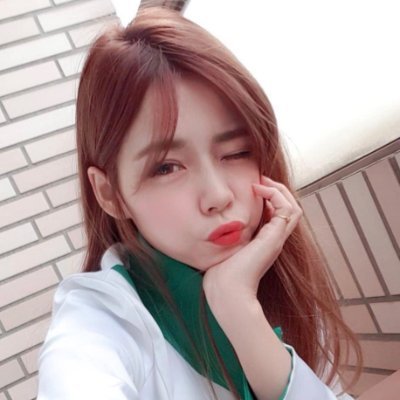 pink0412520's profile picture. 我是小紫，喜欢看足球篮球比赛，NBA
有什么问题都可以问我哦
微zi-yun-1
抠44612676