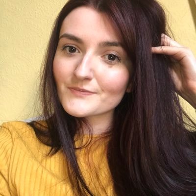 👩🏻‍🎨🧜🏻‍♀️💃🏻 Artist and Teaching Assistant
