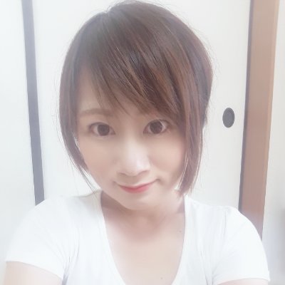 ベンチャーのマーケター。
子育てしながら働く✨
お茶の水女子大学→ITベンダー→レンタルサーバー→コンサル系ベンチャー→研究開発型テックベンチャー
マーケティング、ワークライフバランスについてつぶやきます。セミナー講師が得意技。
突然からんですみません(^_^;)