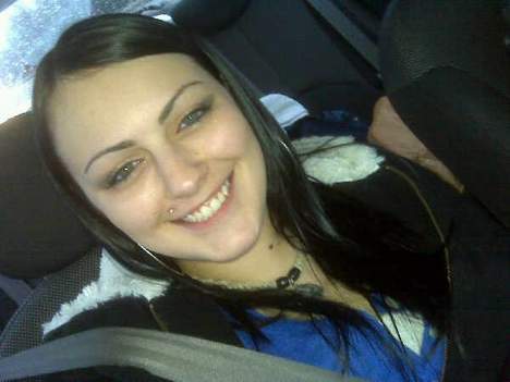 Christinesguhz's profile picture. Im an assistant manager and a local gas station in Grand Forks.