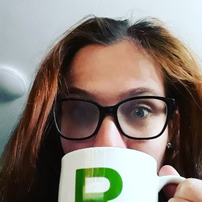 IrisPalenik's profile picture. little historian from Austria