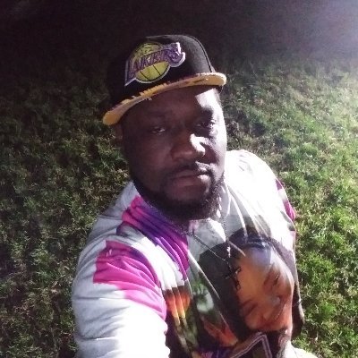 I'M 34 DARKSKIN N HANDSOME FROM HARVEY WORLD I LIKE TO TALK SHIT N HAVE FUN DOING IT I LIKE TO T UP N GO OUT I STAY FRESH FROM HEAD TO TOE CAUSE I LOV FASHION