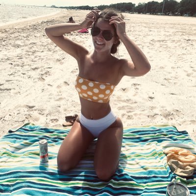 Snapchat-lexiifarrell 𝒴𝑜𝓊 𝑜𝓃𝓁𝓎 𝑔𝑒𝓉 𝑜𝓃𝑒 𝓁𝒾𝒻𝑒 𝒹𝑜 𝓌𝒽𝒶𝓉 𝓎𝑜𝓊 𝓌𝒶𝓃𝓉, 𝒷𝓊𝓉 𝓂𝒶𝓀𝑒 𝒾𝓉 𝒸𝑜𝓊𝓃𝓉.-rest easy Freddie- nursing major ❤️