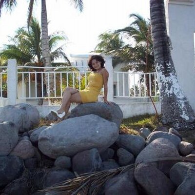 ABBYE KRUZ KRUZ's Twitter (X) avatar