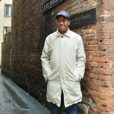 RolleBerlin's profile picture. Teacher, linguist, dad, rugby enthusiast