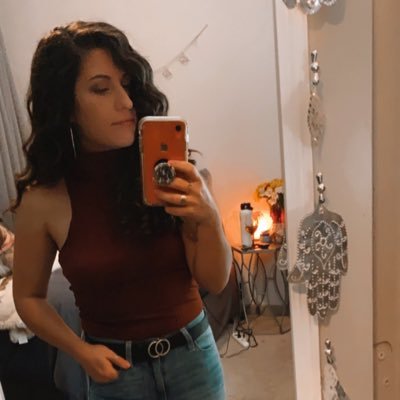 BritttttMariee's profile picture. just here to retweet funny things 🏙🌵