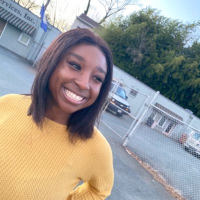 laashmom's profile picture. relax