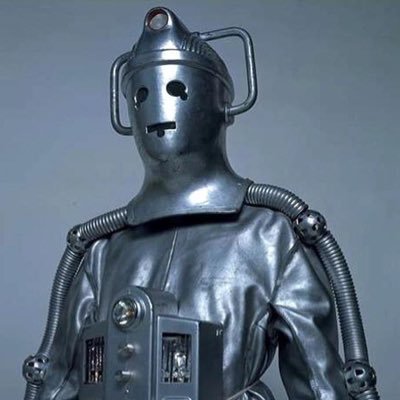 cannon303's profile picture. Freelance Graphic Designer & Web Developer in Hull, makes weird beer, loves photographing the East Coast, walking, anything to do with the Humber.