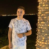 Carlos (@pq_caarlos) 's Twitter Profile