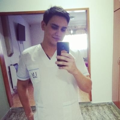 lautarogundin's profile picture. tauro

27 años 

despachante de aeronaves 

estudiante de radiología UM