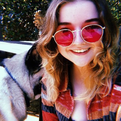 I_am_Michellexx's profile picture. 19 and tired