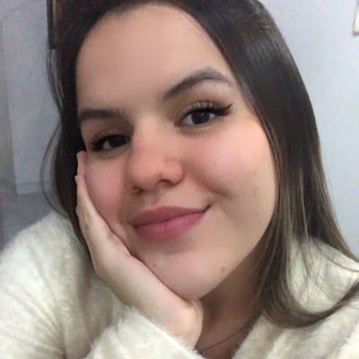 larabsilva1's profile picture. 