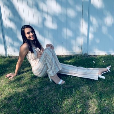 angelinawimer17's profile picture. 2020’