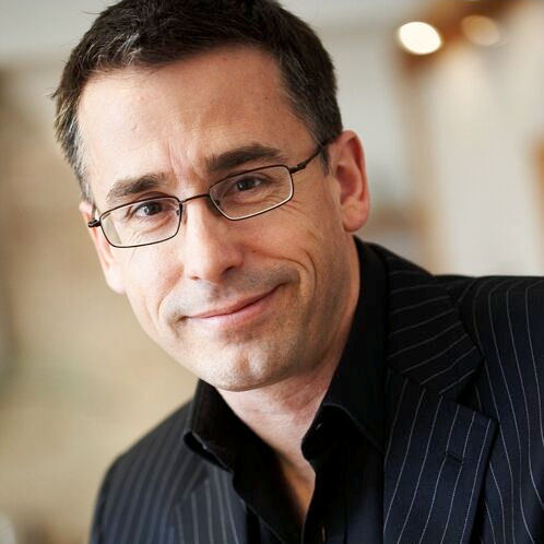 kitchen_shrink's profile picture. Simon heads a team of creative designers & highly-skilled craftsmen dedicated to creating luxury, bespoke modern English kitchens, studies, bedrooms & bathrooms