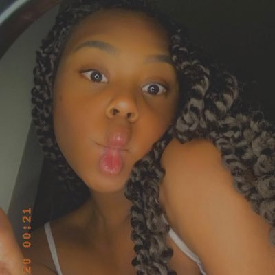 flawllessniyahh's profile picture. Instagram: @flawllessniyahh Snapchat: @niamyah6