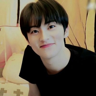 น้องม้าคคคคค ไม่ใช่พี่ม้าค ถ้าพี่ม้าคนั้นคู่กับแม่นากนะ