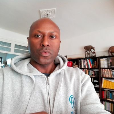 JeromeKabinda's profile picture. graphiste,  plasticien , animateur