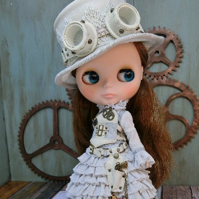 ドール服作ってます🤗制作品の紹介や販売のお知らせがメインになります。独り言はブログに書いております。

blog=https://t.co/3iALgnuxeQ
インスタグラム=https://t.co/upkLiewUU2