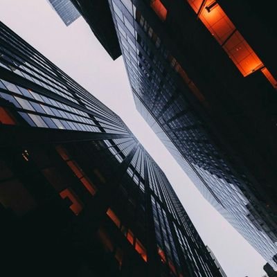 LBriznath's profile picture. You should become the character before you write it down..!
#DHFM
#VK