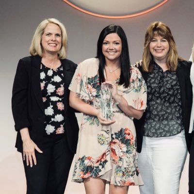 dariangreen_'s profile picture. RSM of Beechmont • Summit Winner *Opinions shared are my own #Cincitakeover #winthewhOHlething