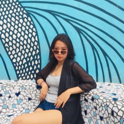 intan_mahariani's profile picture. a daydreamer, oppa seeker, keroppi addict. Hogwarts graduate ✨