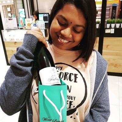 senselessNoah's profile picture. Sunrise over sunset.
Beaches over mountains.